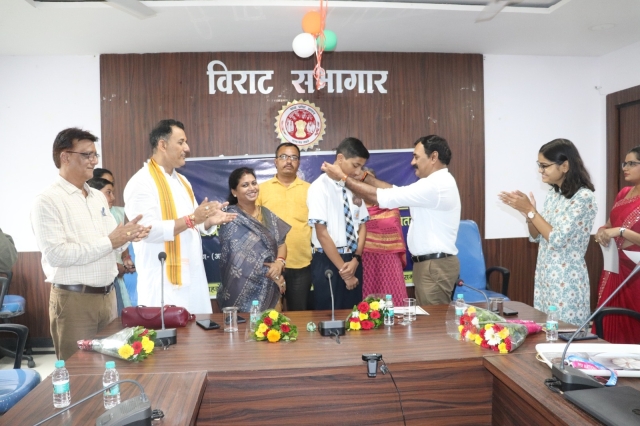 PSY MERITORIOUS HONOR CEREMONY SHAHDOL MP